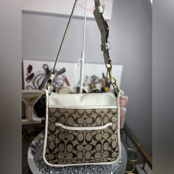 Coach 2007 Bleeker Signature Canvas and Leather - Picture 3 of 13